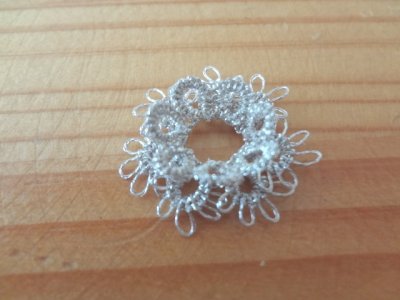 画像1: Tatting Rings of Flowers